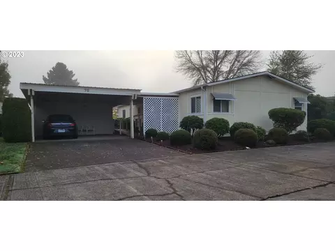 1602 NE Riverside Dr #70, Mcminnville, OR 97128