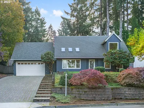 1600 Woodland Ter, Lake Oswego, OR 97034