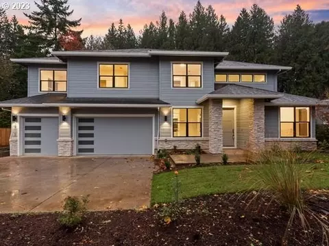 5916 SW 67th Pl, Portland, OR 97225