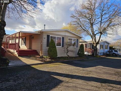 21100 NE Sandy Blvd #14, Fairview, OR 97024