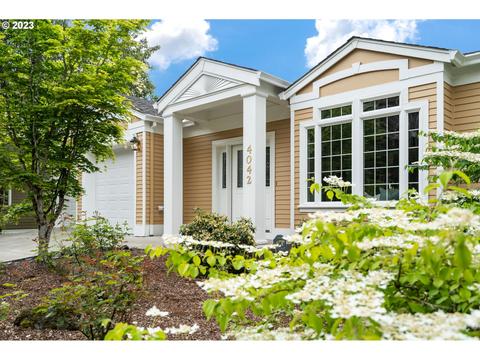 4042 NW Riggs Dr, Portland, OR 97229