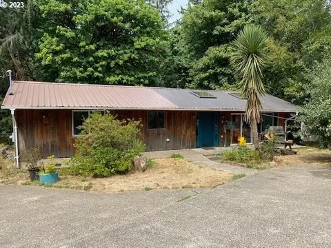 4773 Salmon River Hwy, Otis, OR 97368