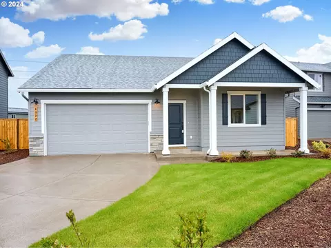 4822 Flight Ave NE, Salem, OR 97305