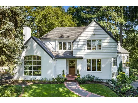 3291 SW Fairmount Blvd, Portland, OR 97239