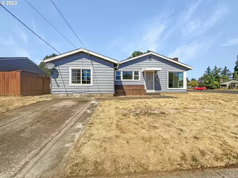 9225 SE Ankeny St, Portland, OR 97216
