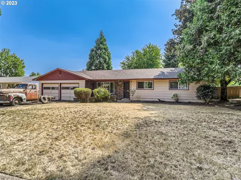 2230 12th Ave, Forest Grove, OR 97116