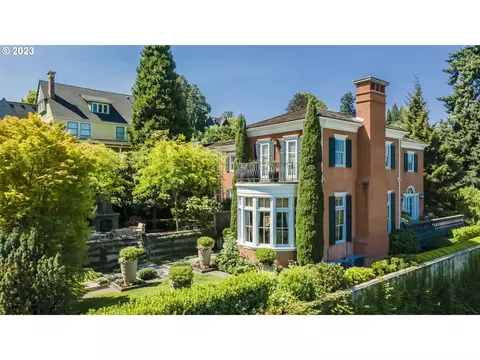 1600 SW Spring St, Portland, OR 97201