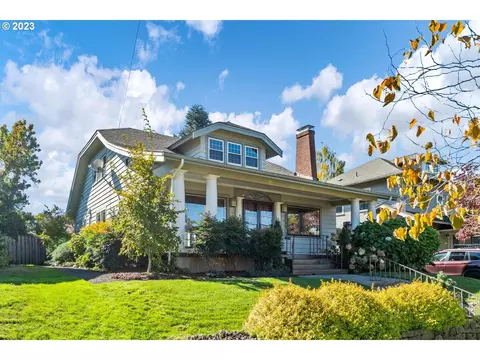 2734 NE Bryce St, Portland, OR 97212