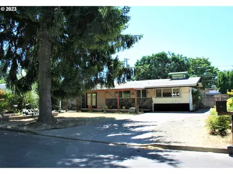 3334 Raleighwood Ave, Springfield, OR 97477