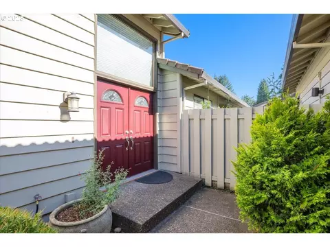 6270 Preakness Dr, West Linn, OR 97068