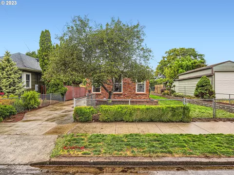 6035 SE Boise St, Portland, OR 97206