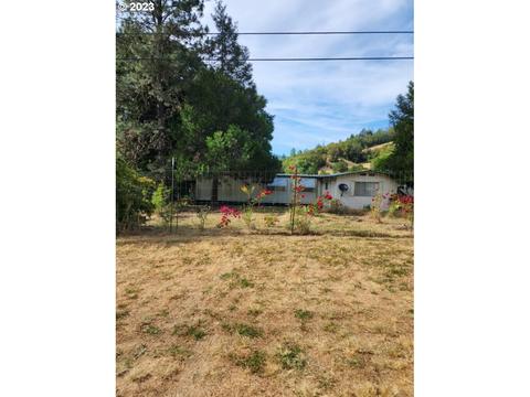 192 Klope Ln, Riddle, OR 97469