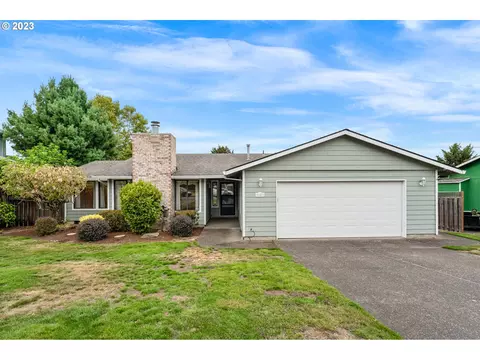 21423 NE Hancock St, Fairview, OR 97024