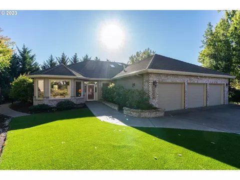 14584 Pfeifer Way, Lake Oswego, OR 97035