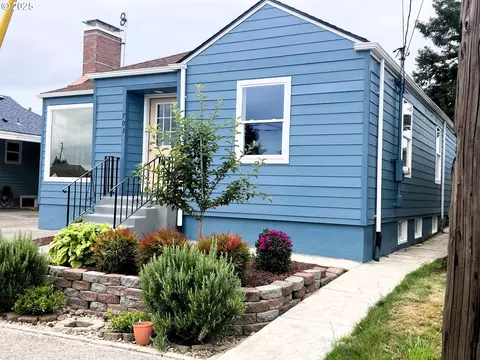 703 Cowlitz Way, Kelso, WA 98626