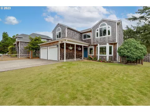 477 N Cottage Ave, Gearhart, OR 97138
