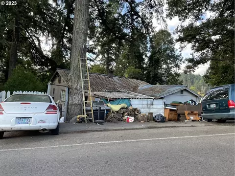 28025 Fern Ridge Rd, Sweet Home, OR 97386