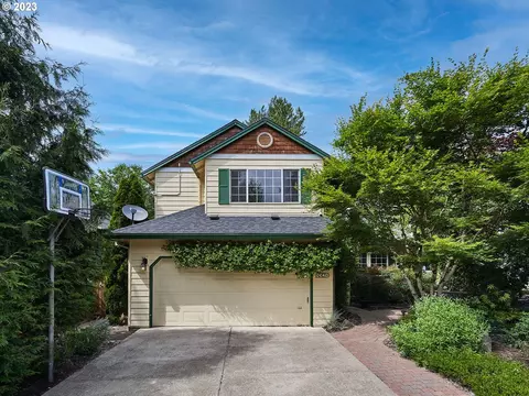 8921 SW Picasso Pl, Portland, OR 97223