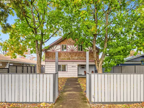 6641 SE Knight St, Portland, OR 97206