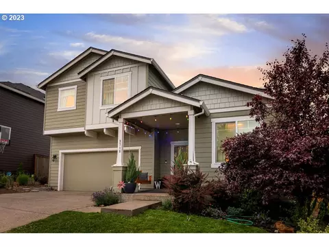 3718 NE Sitka Dr, Camas, WA 98607