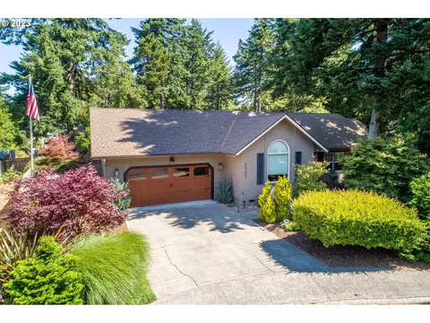 2357 S 22nd Ct, Florence, OR 97439