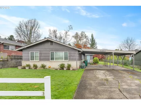 12472 SE Shell Ln, Milwaukie, OR 97222