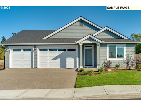 604 NE Timberline St, Estacada, OR 97023