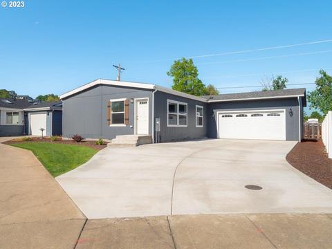 157 Matthew Lee Ct, Roseburg, OR 97471