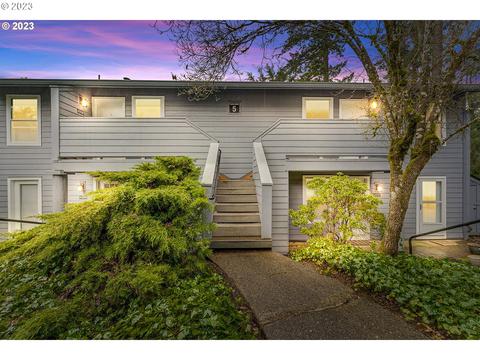 4314 SW Dickinson St #18, Portland, OR 97219