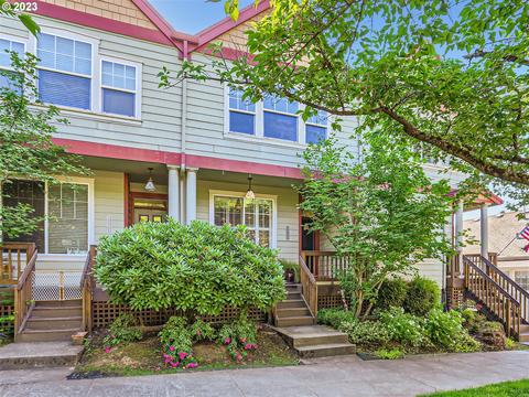5226 SW View Point Ter # 7, Portland, OR 97239