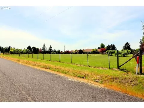 30251 S Stuwe Rd, Canby, OR 97013