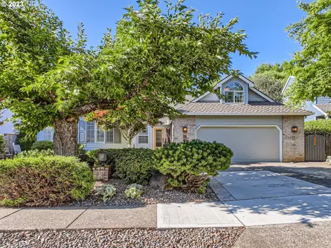 14595 SW Topaz Ln, Beaverton, OR 97007