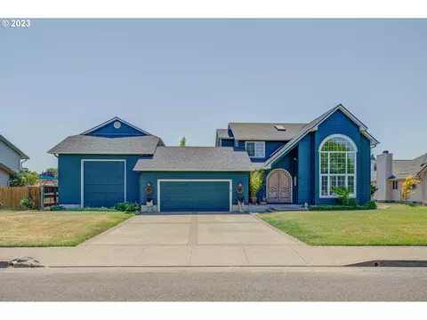 743 Stearman St, Independence, OR 97351