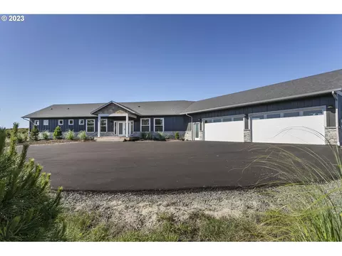 90619 Wind And Sea Loop, Warrenton, OR 97146