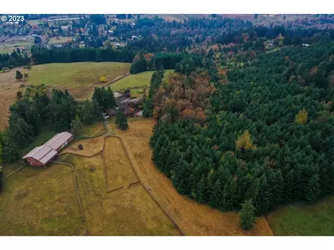 9350 SE Kingswood Way, Damascus, OR 97089