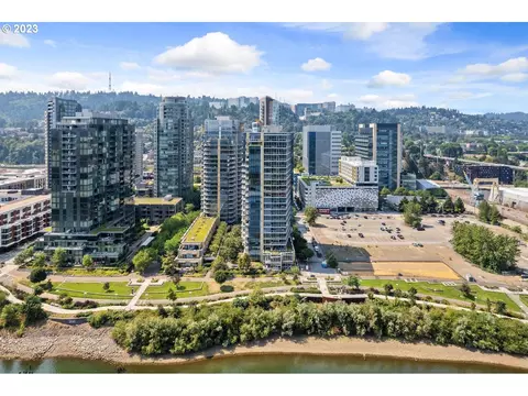836 S Curry St #1700, Portland, OR 97239