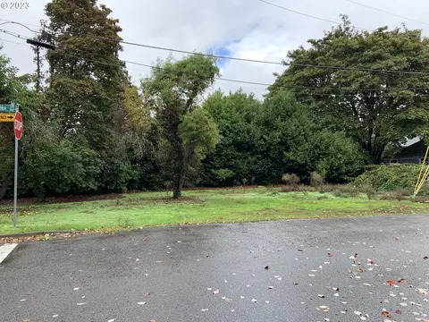 Sandra Ln, Eugene, OR 97404