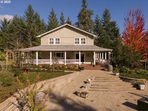 16345 NW Meadow Lake Rd, Carlton, OR 97111