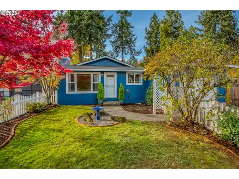 14311 SE Cedar Ave, Milwaukie, OR 97267