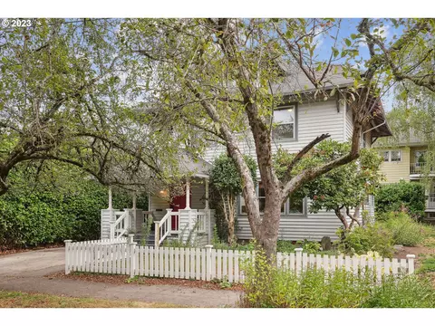 1816 NE 12th Ave, Portland, OR 97212