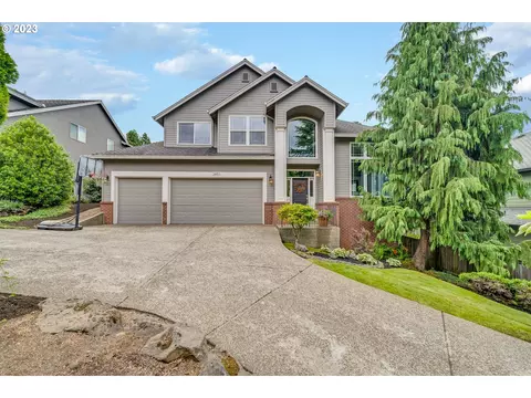 2850 White Salmon Ct, West Linn, OR 97068