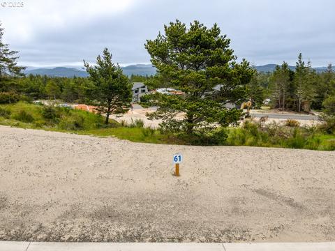 61 Seaview Dr #61, Manzanita, OR 97130