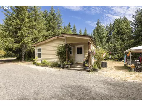 7000 Alvord Alley Rd, Grand Ronde, OR 97347