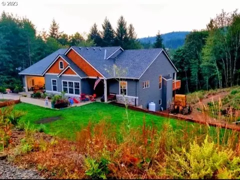38233 SW Laurelwood Rd, Gaston, OR 97119