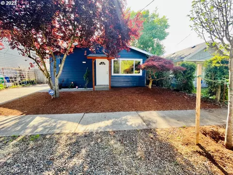6330 SE 86th Ave, Portland, OR 97266