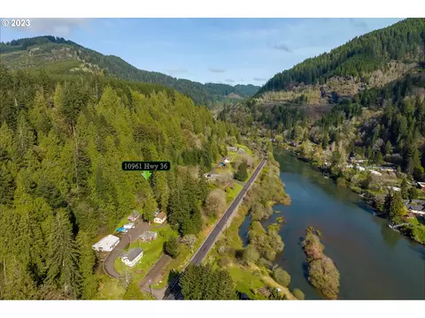 10961 Highway 36, Mapleton, OR 97453