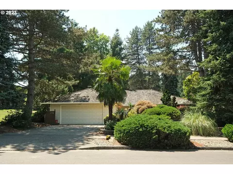 14890 SW Carlsbad Dr, Beaverton, OR 97007