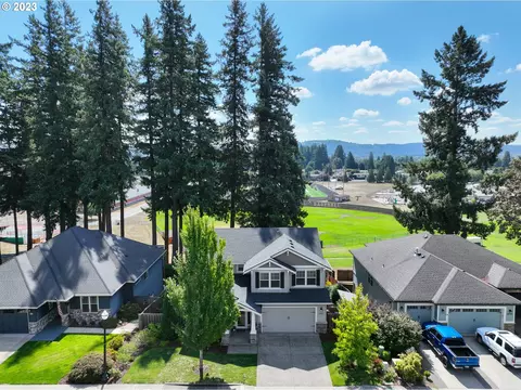 3692 P St, Washougal, WA 98671