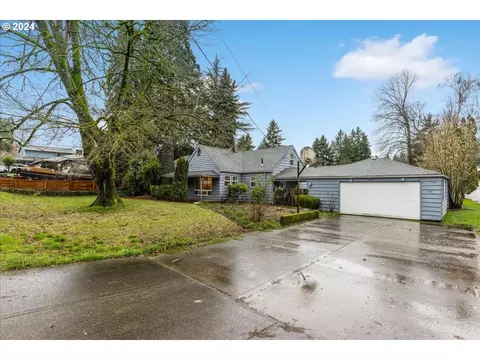 7707 SE Thompson Rd, Milwaukie, OR 97222