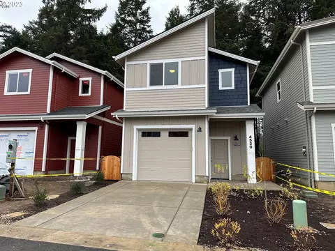 4520 SE Fleming St #73, South Beach, OR 97366